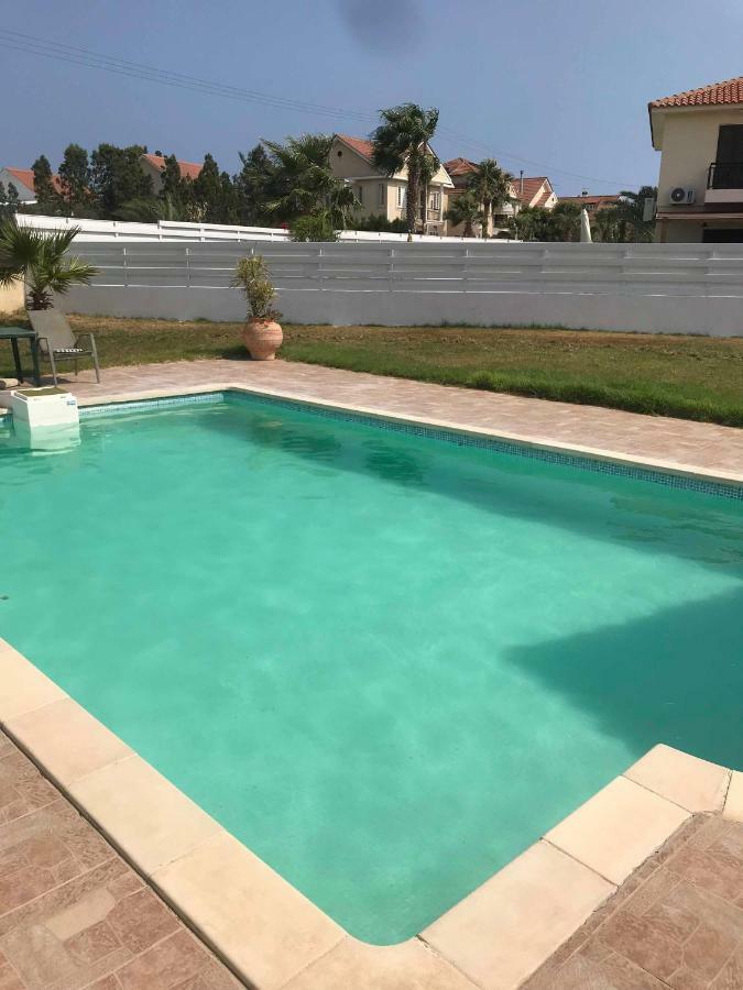 Villa Limni Pool House B Larnaca Esterno foto